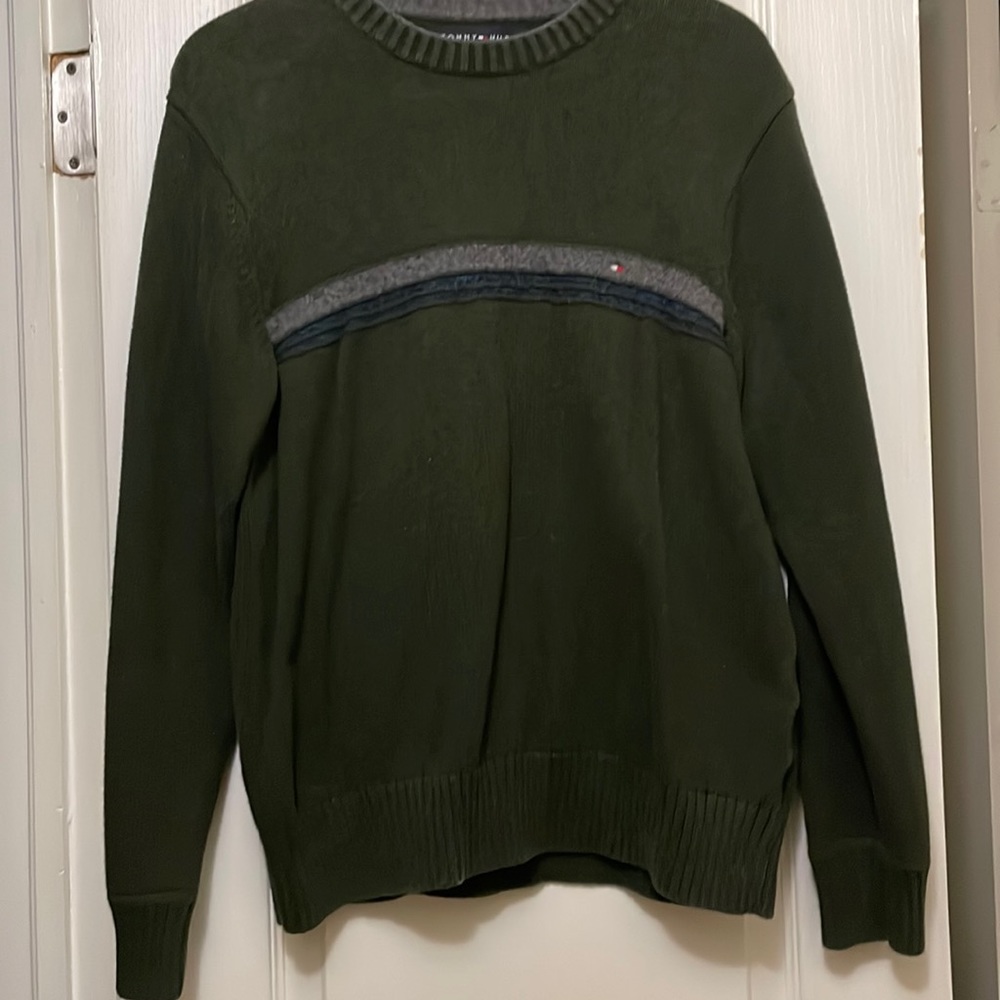 Tommy Hilfiger M size men’s sweater